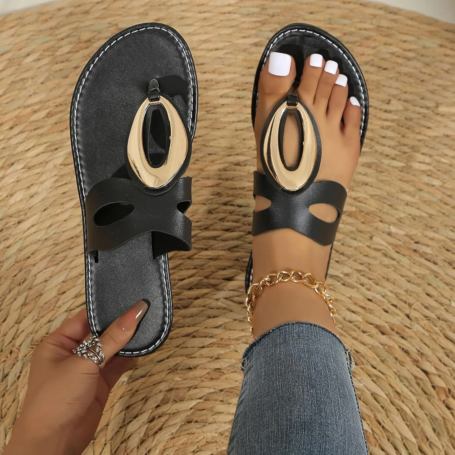 Flip flops for Women Vegan Leather Women Slippers Sandals Women Beach Essentials Slides for Women Fashion Footwear Flats