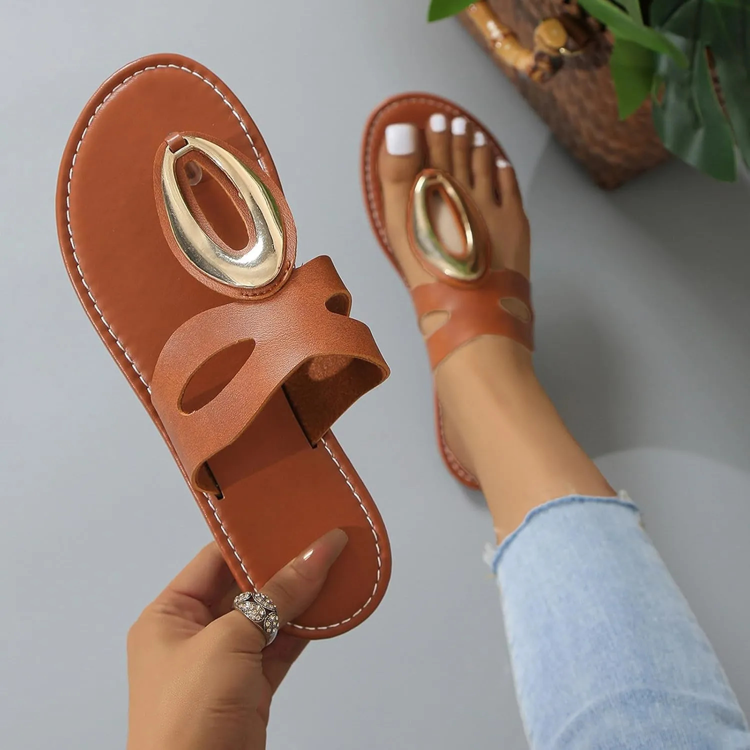 Flip flops for Women Vegan Leather Women Slippers Sandals Women Beach Essentials Slides for Women Fashion Footwear Flats