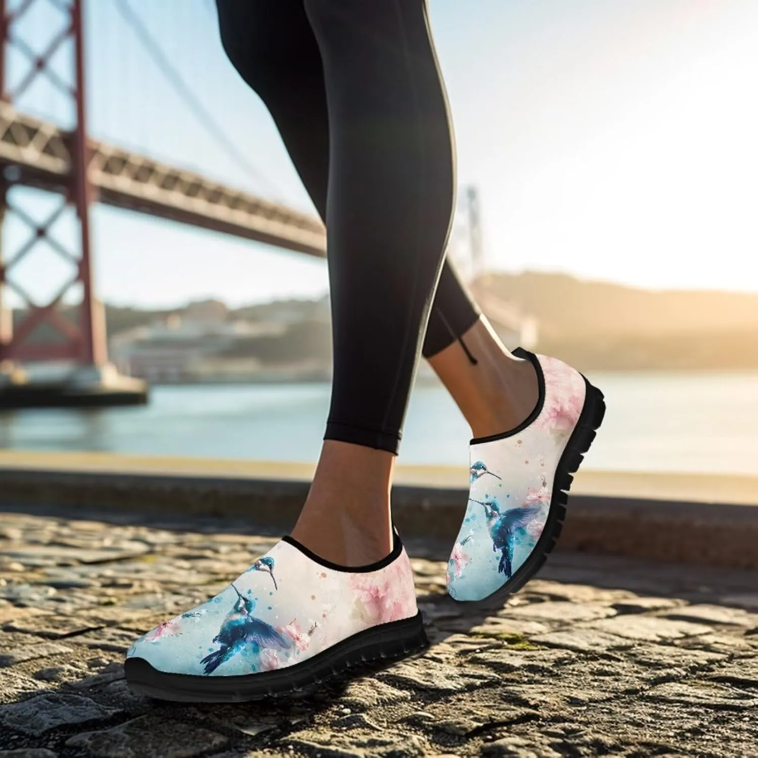 Hummingbirds Print Soft Loafers for Women Casual Trekking Mesh Shoes Non-Slip Walking Flat Shoes for All Seasons