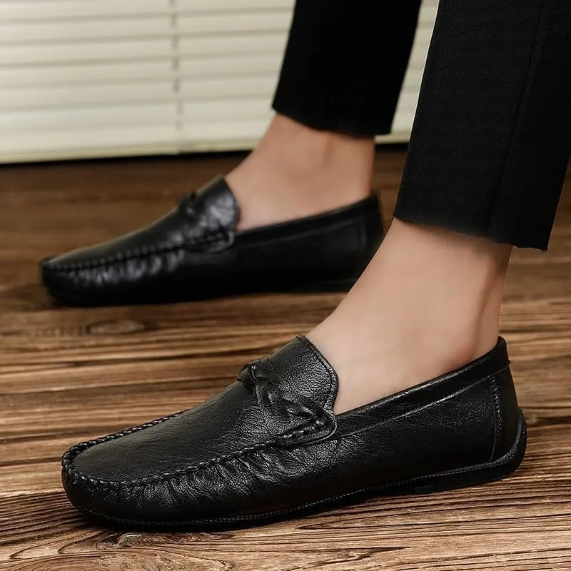 Men's Vegan Leather Loafers - Classic Round Toe Solid Color Driving Loafers with Flexible Flat Heel, Slip-Resistant Slip-Ons