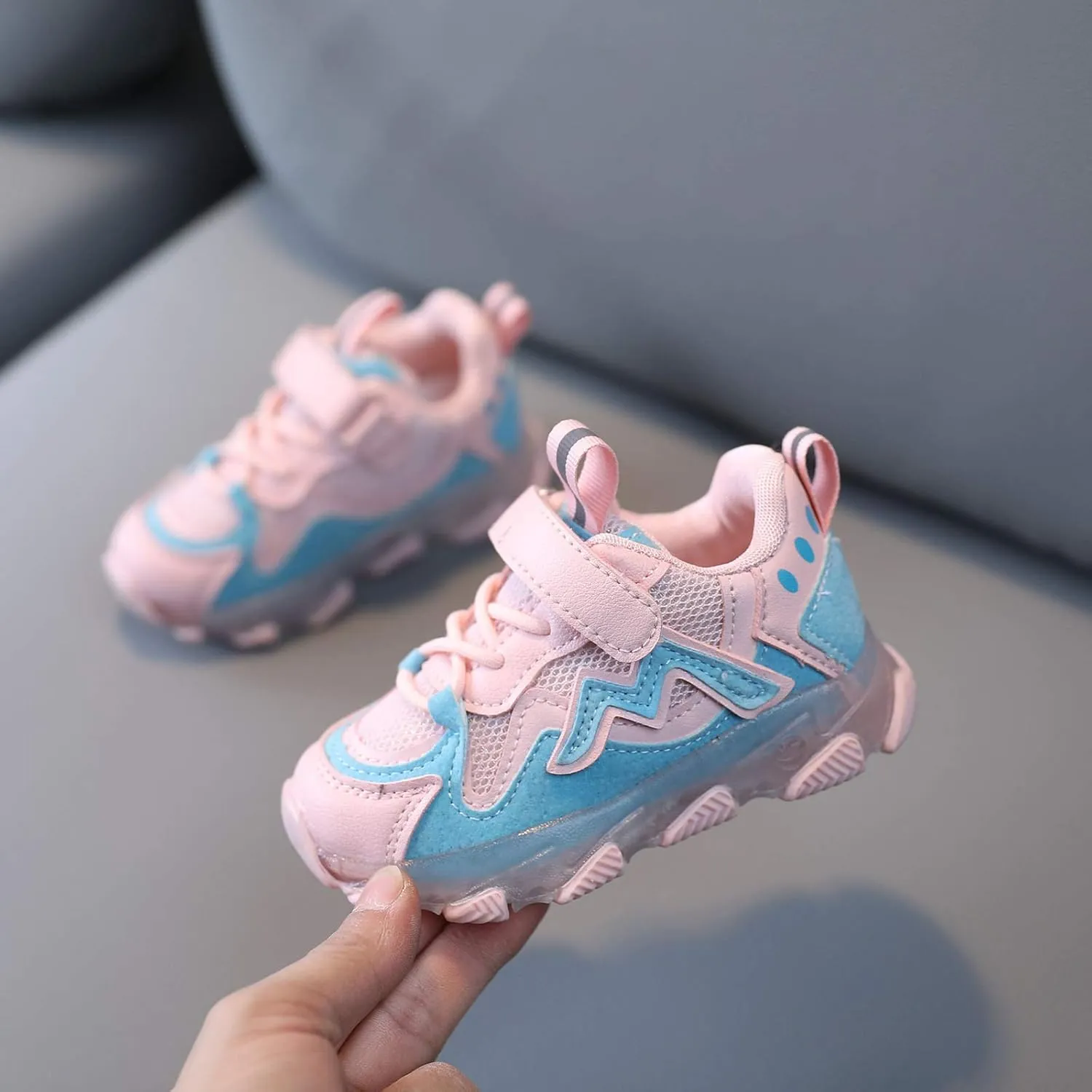 Shoes for Boys Toddler Boys Girls Led Light Sneakers Mesh Breathable Lace Up Sports Shoes 1-6 Years