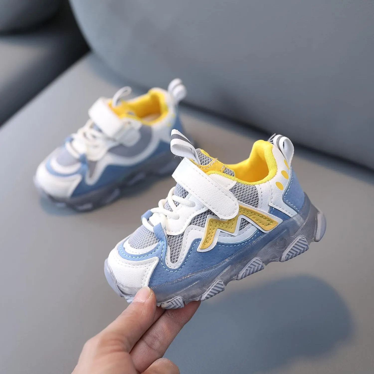 Shoes for Boys Toddler Boys Girls Led Light Sneakers Mesh Breathable Lace Up Sports Shoes 1-6 Years