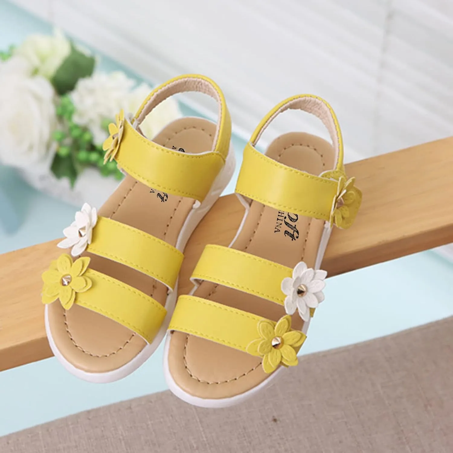 Sliders for Girls Toddler Cross Girls Shoes Non-Slip Sandals Kids Rubber Baby Toddler Jelly Sandals Size 5