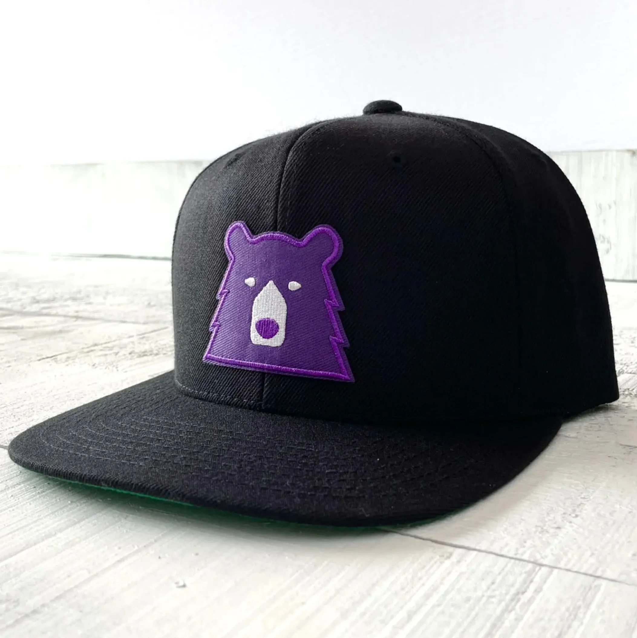 Snapback (Black   Purple Bear)