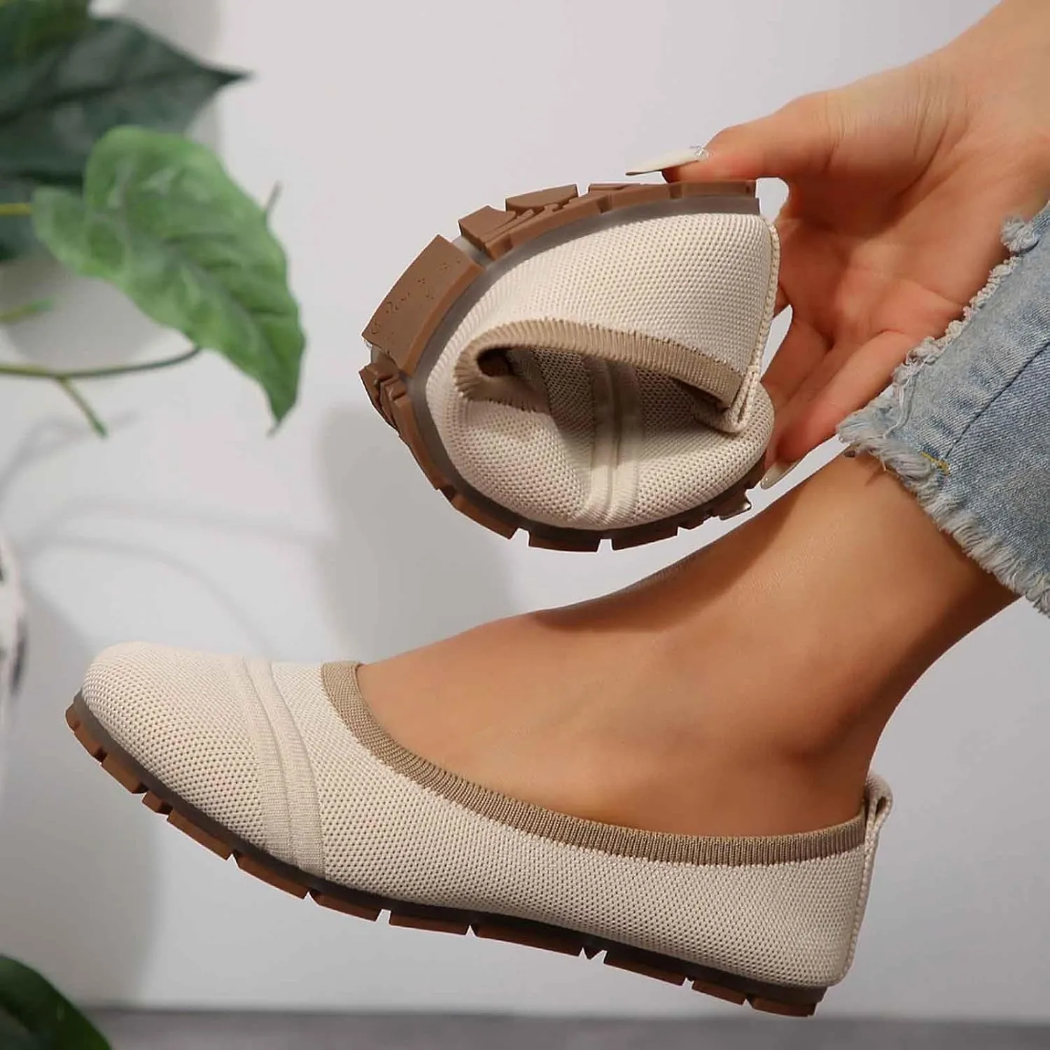 Women Casual Shoes Slip On Round Toe Comfortable Flat Ballet for Walking Work Dressy Everyday Wear