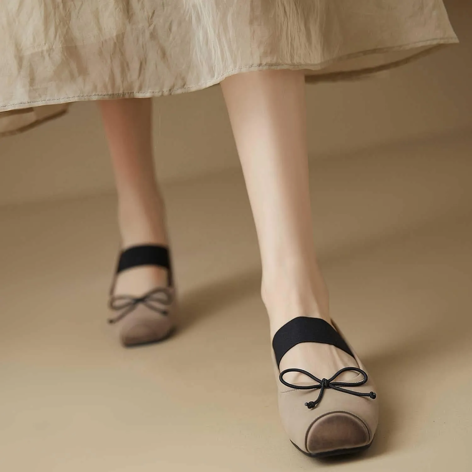 Womens Nubuck Leather Ballet Flats, Retro Square Toe with Wide Elastic Crisscross Band Low Thin Heel Shoes for Everyday Wear