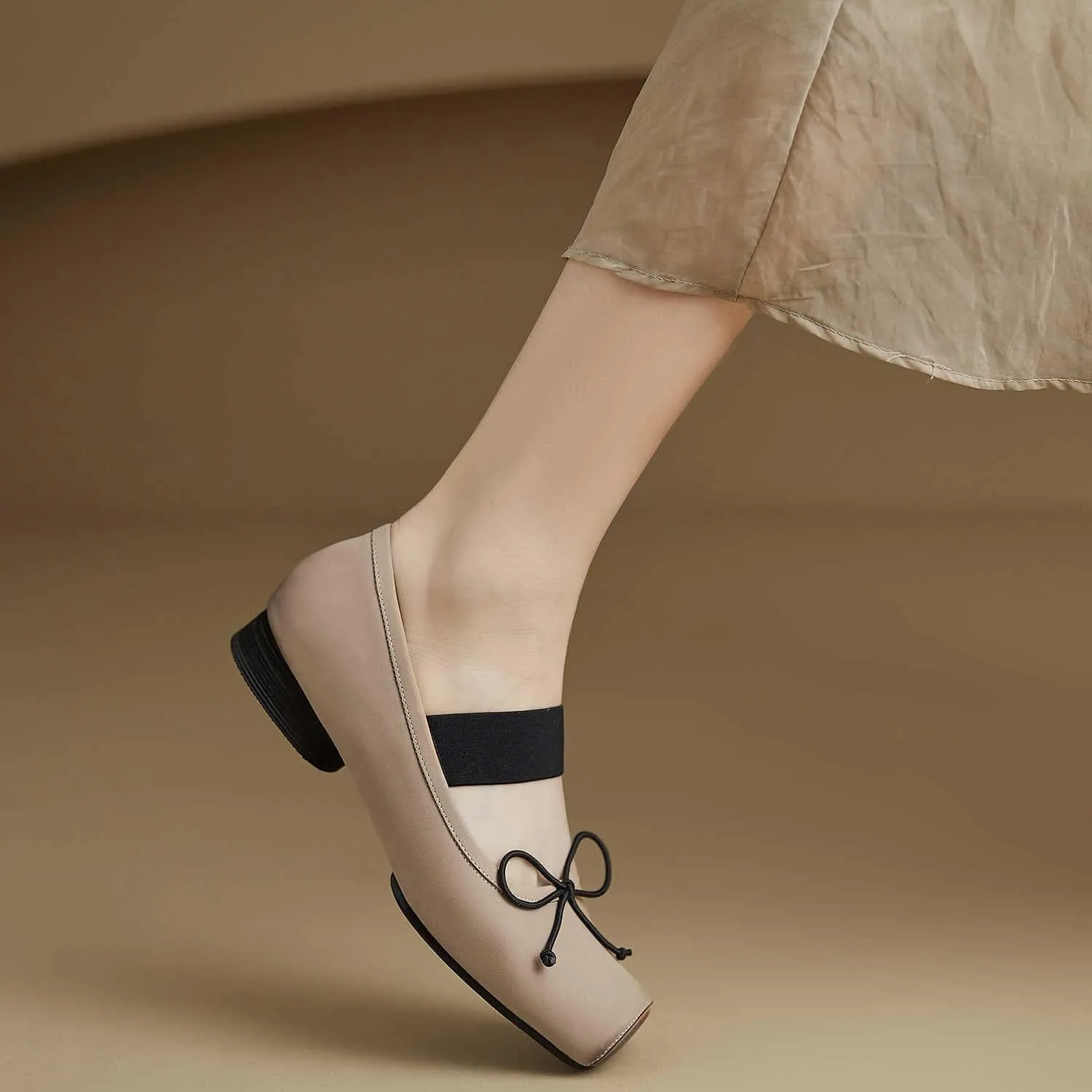 Womens Nubuck Leather Ballet Flats, Retro Square Toe with Wide Elastic Crisscross Band Low Thin Heel Shoes for Everyday Wear