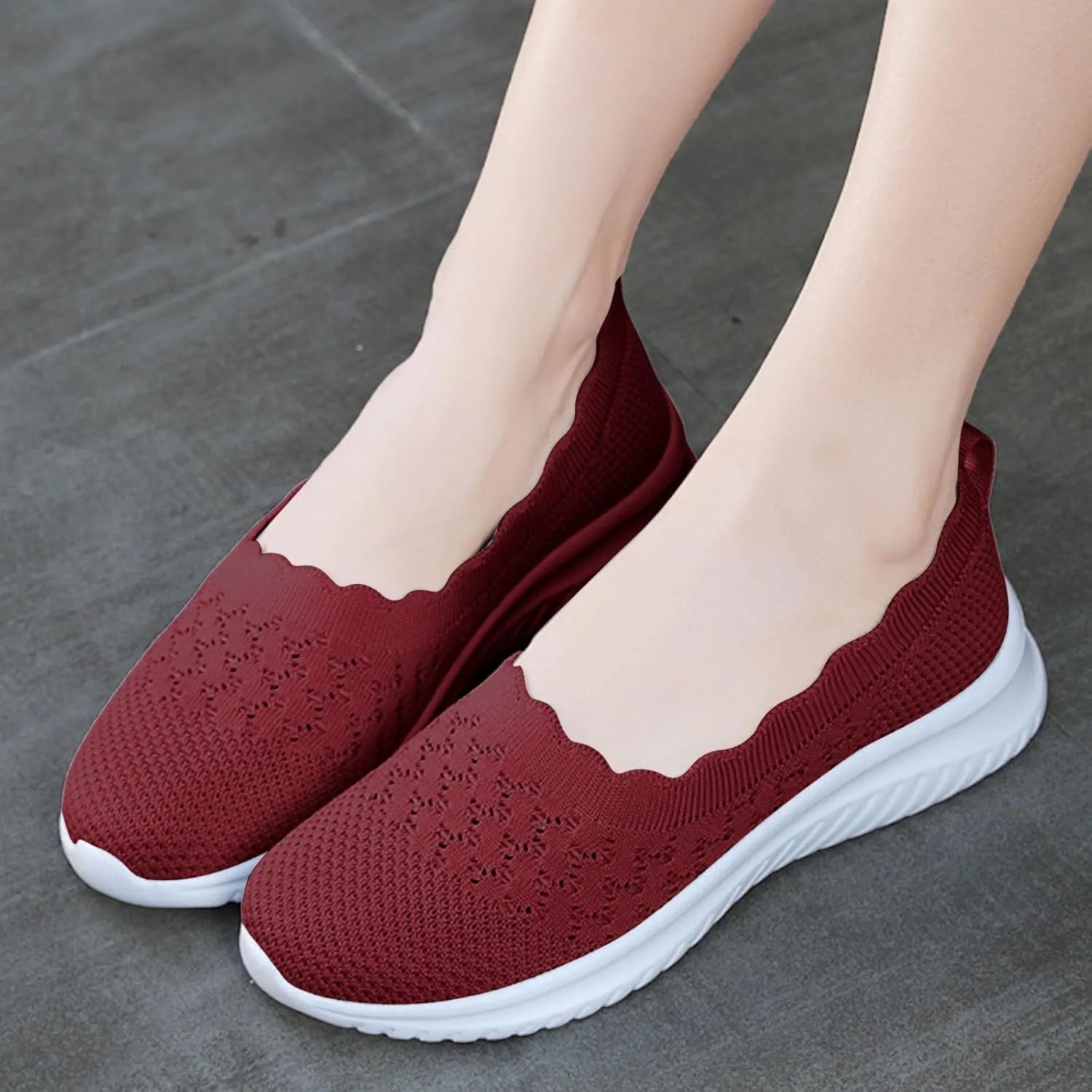 Women's Slip On Casual Flat Shoes Comfortable Breathable Knit Loafers Lightweight Walking Sneakers for Everyday